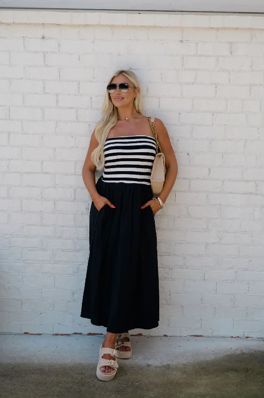 Striped Knit Midi Dress-Black Stylish Pleated Skirt Midi Dress