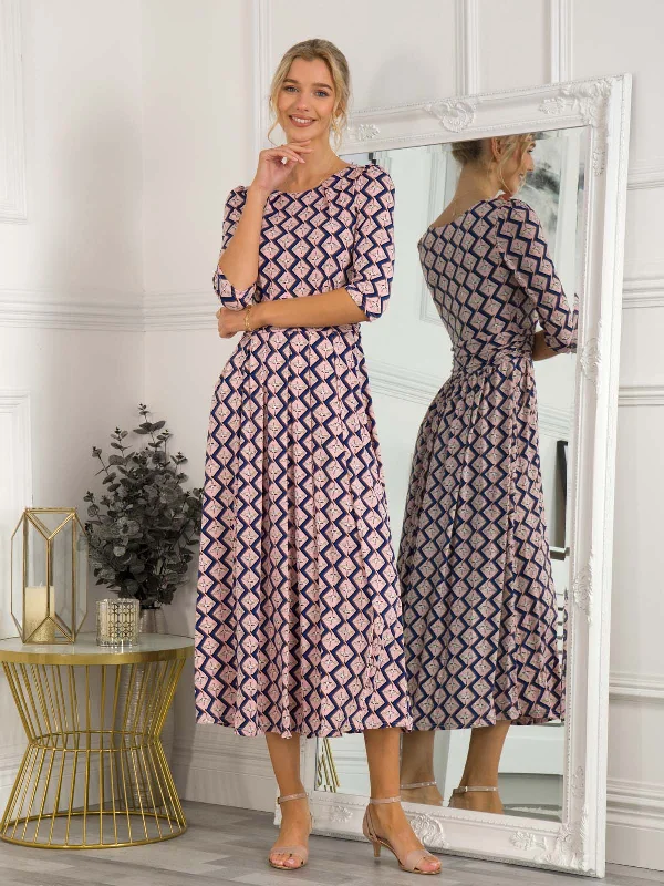 Jolie Moi Sienna 3/4 Sleeved Maxi Dress, Pink Birds Stylish V-Neck Maxi Dress