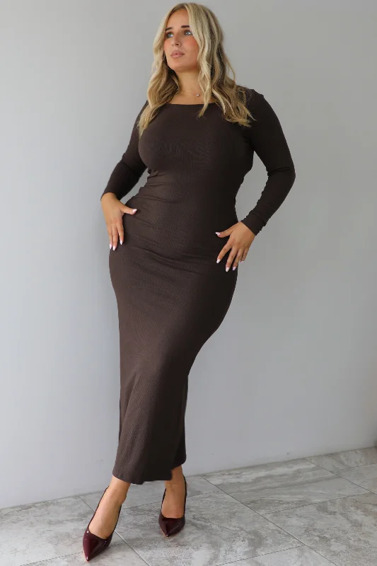 Stay The Same Ribbed Maxi Dress: Chocolate Cozy Longline Maxi Dress