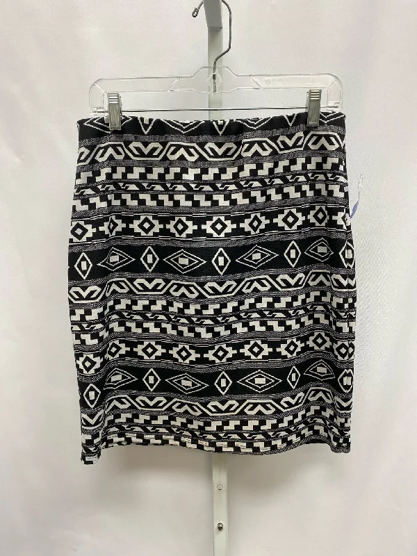 Size Large Miami Black Print Skirt summer skirt style