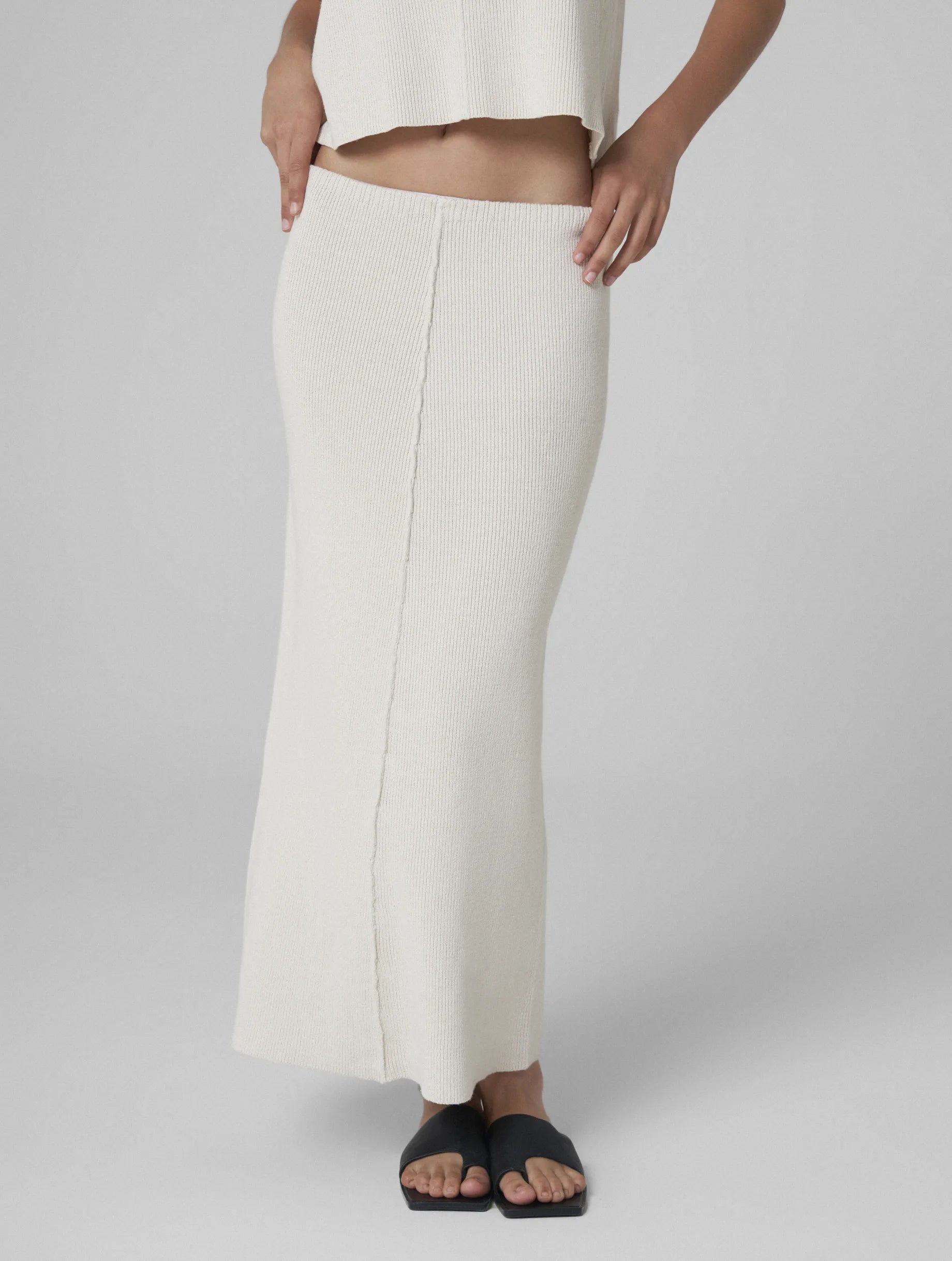 LYNA Tube knitted maxi-skirt summer skirt style